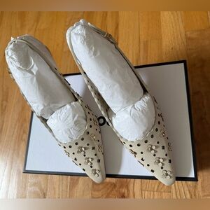 Larroude Cream Flower Detail Slingback Heels